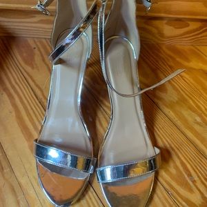 Ladies formal shoes.